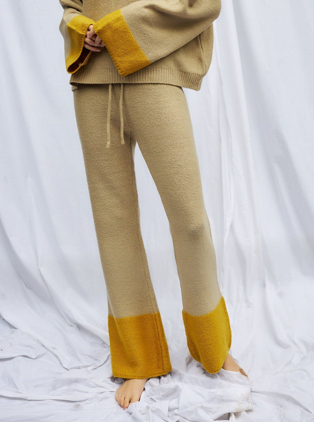 two-tone soft knit pants / 若葉(light green)