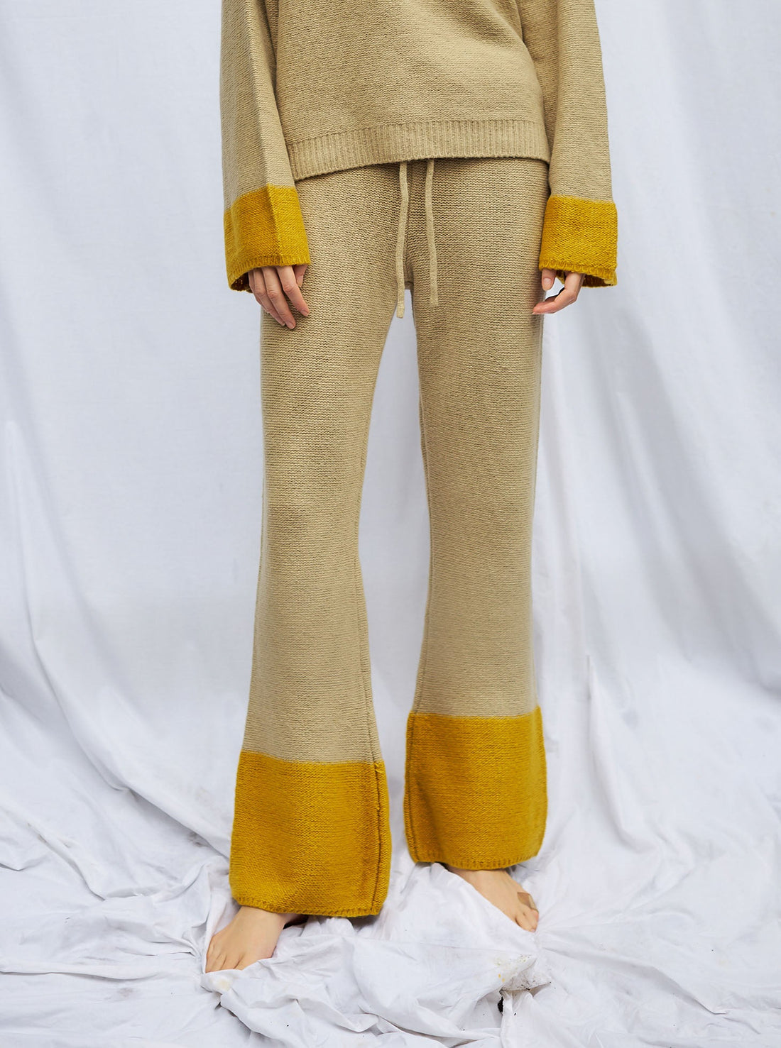 two-tone soft knit pants / 若葉(light green)