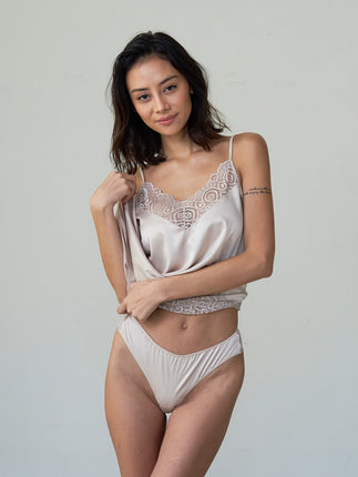 back lace thong panty