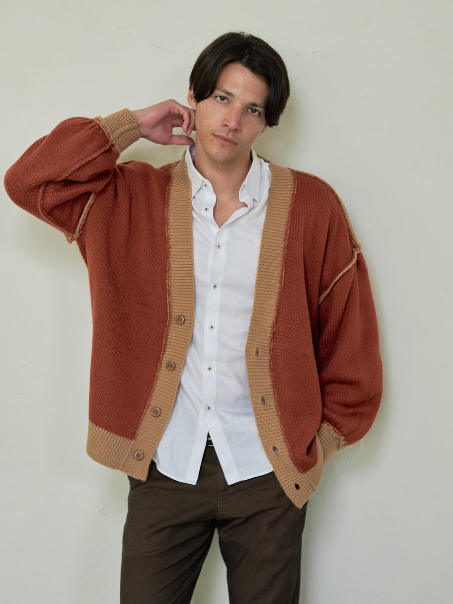reversible V-neck knit cardigan