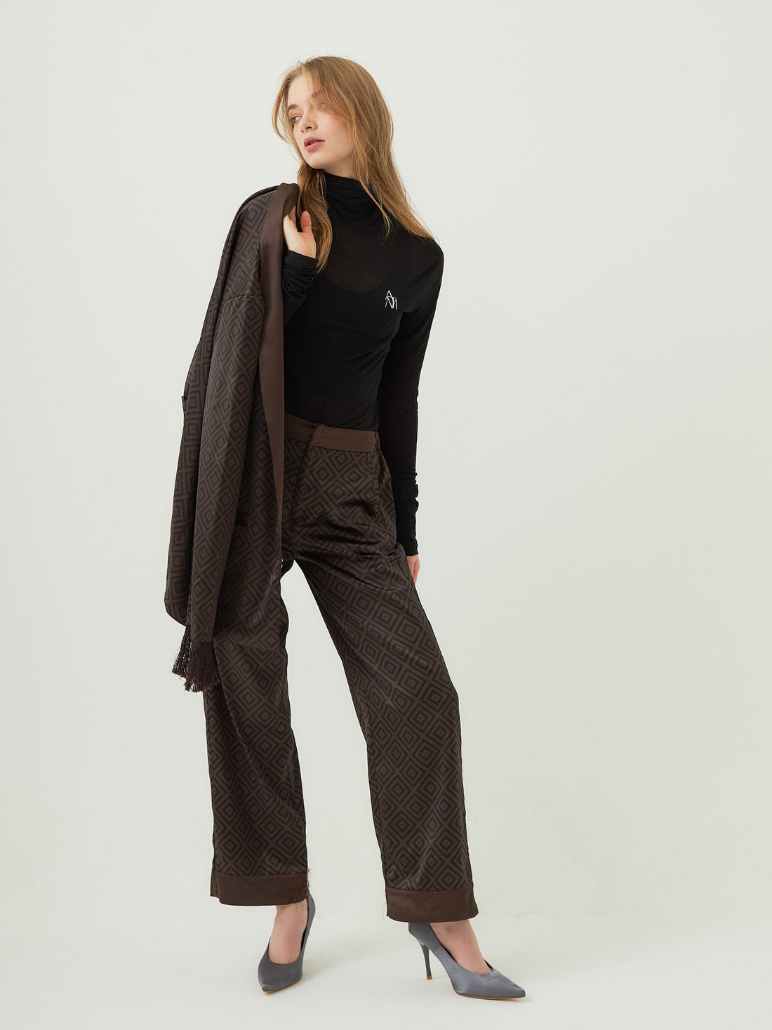 luxury rich satin pants(柄) / 枯茶(brown)