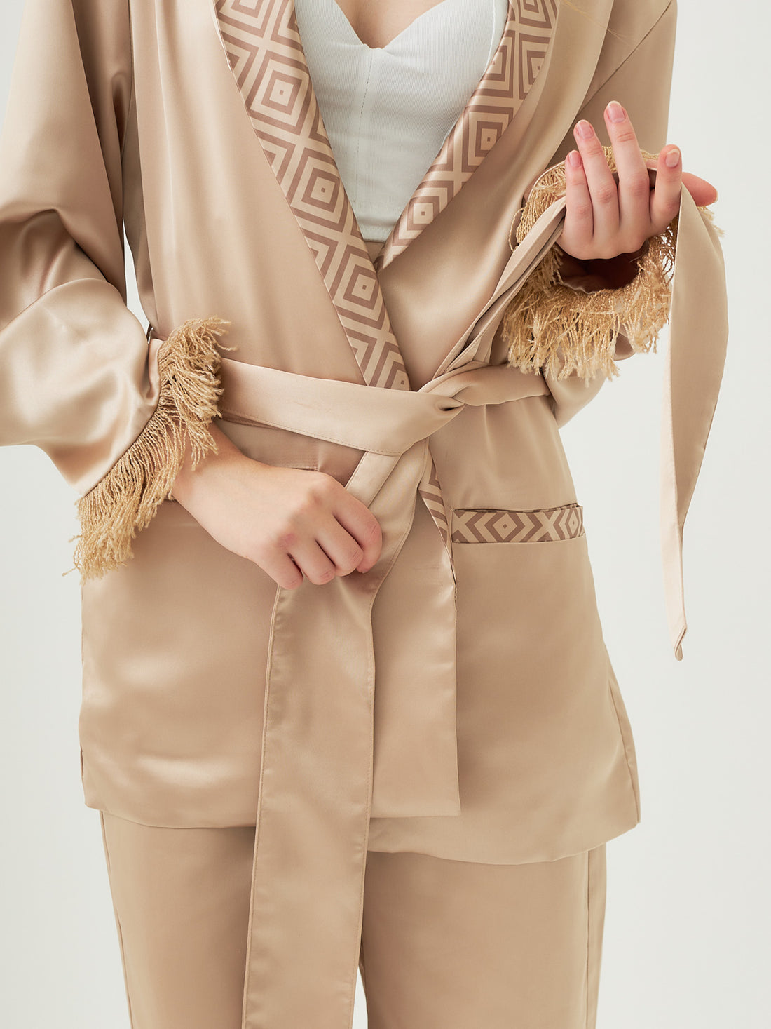 luxury rich satin HAORI(無地) / 胡桃(beige)