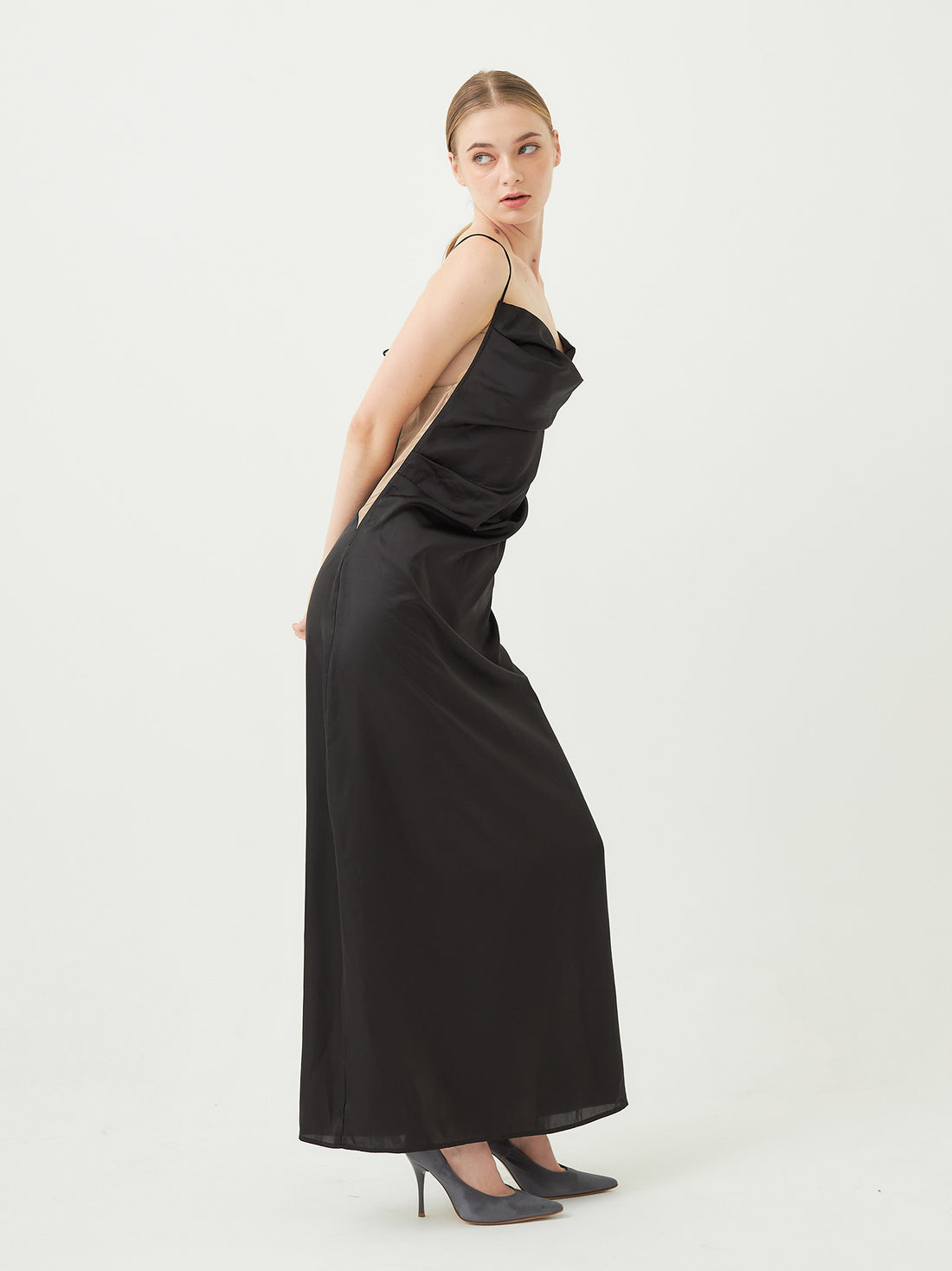 satin elegant draped dress / 墨(black)