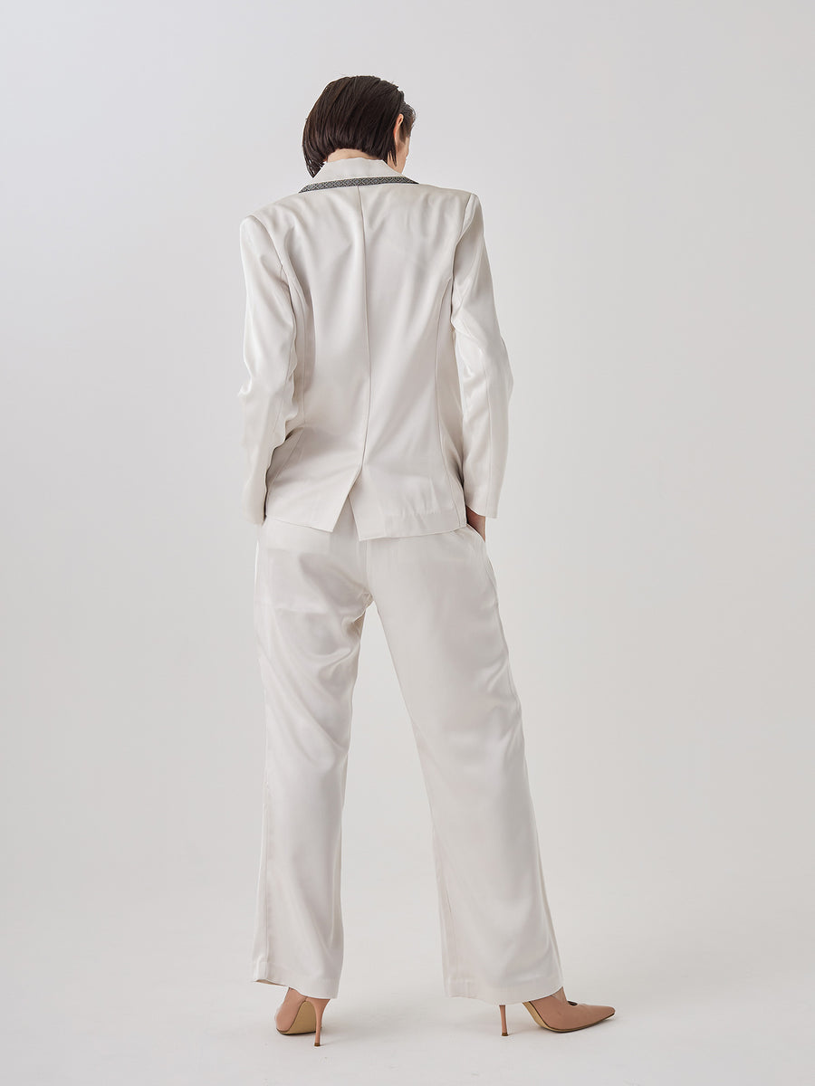 wagara tailored satin suit jacket / 白花(ivory)