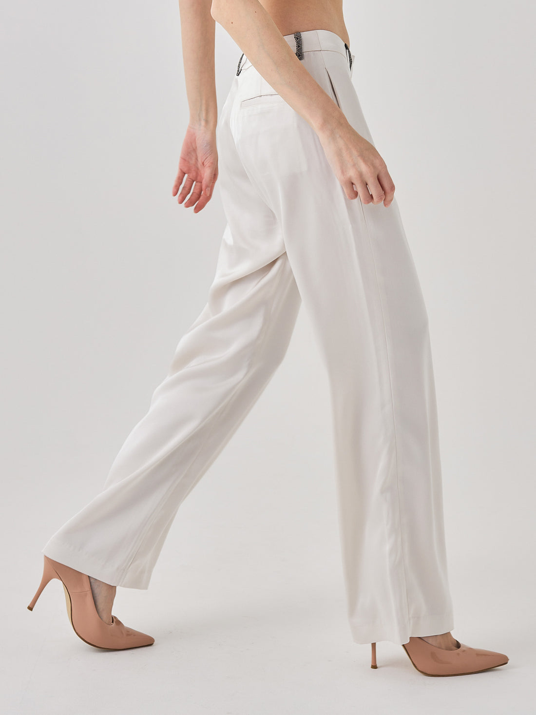 wagara tailored satin suit pants / 白花(ivory)