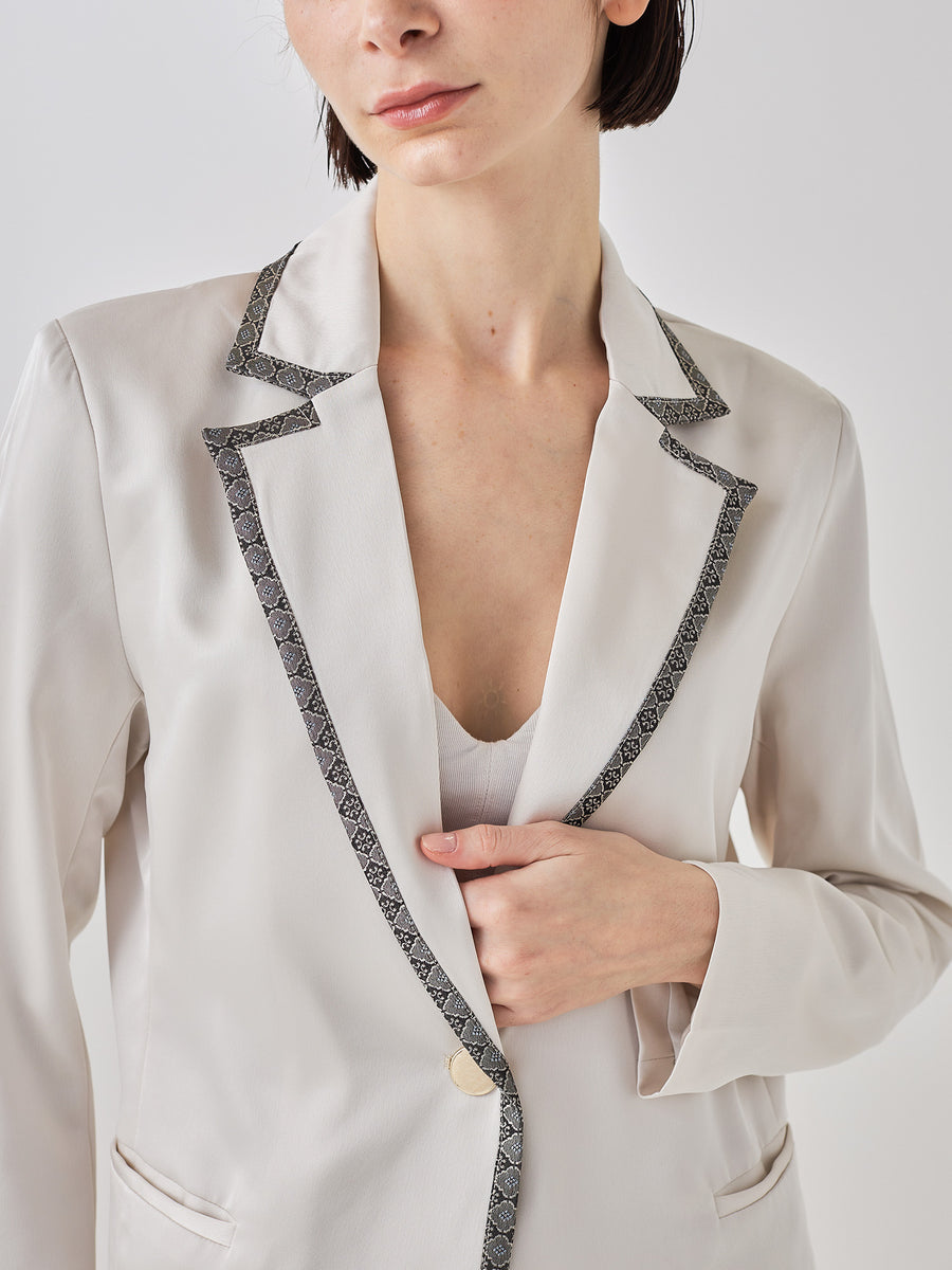 wagara tailored satin suit jacket / white flower(ivory)