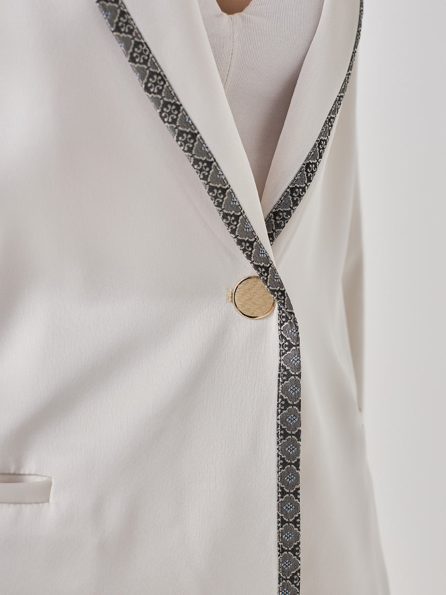 wagara tailored satin suit jacket / white flower(ivory)