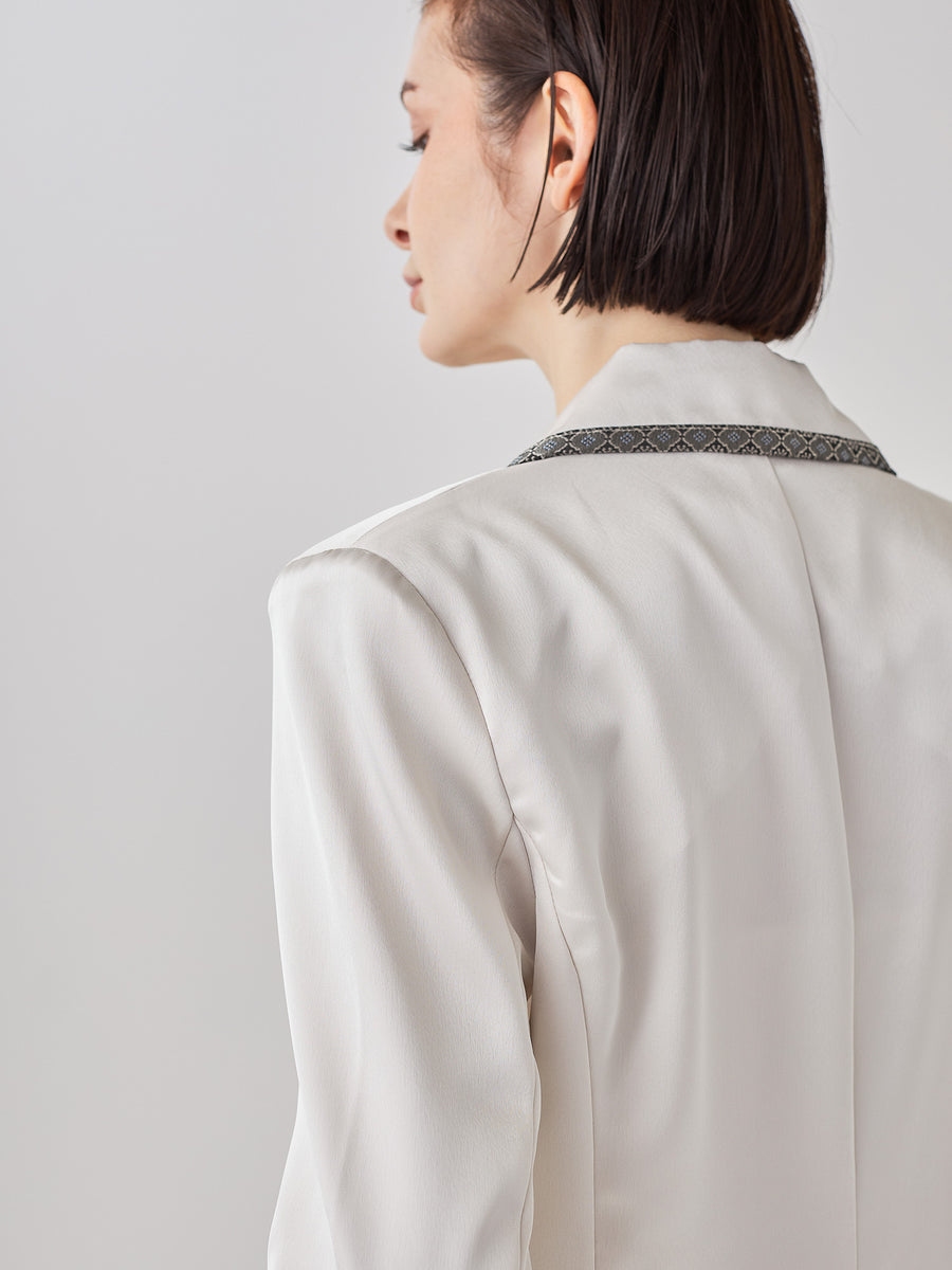 wagara tailored satin suit jacket / white flower(ivory)