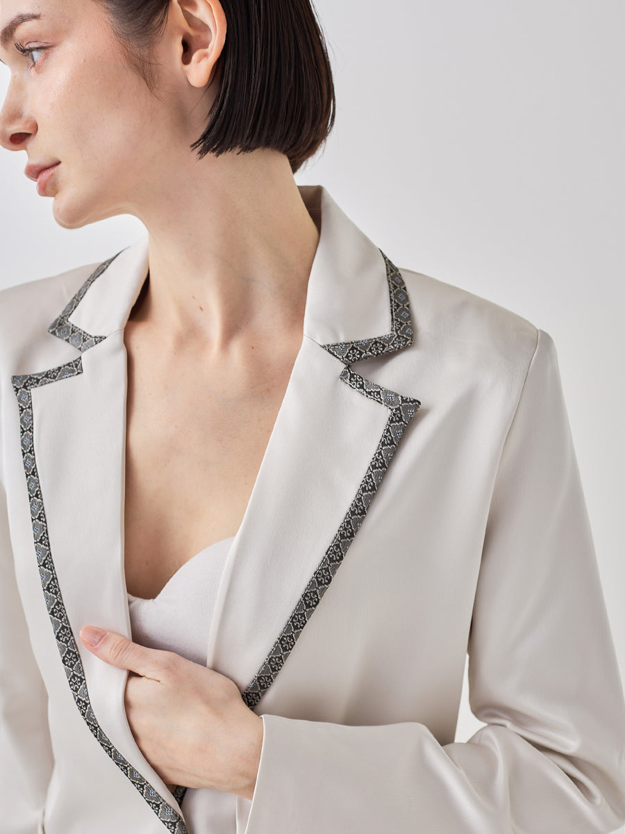 wagara tailored satin suit jacket / white flower(ivory)