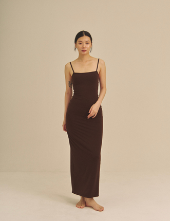 Aura Fit Padded Maxi Camisole Dress / 焦茶(dark brown)