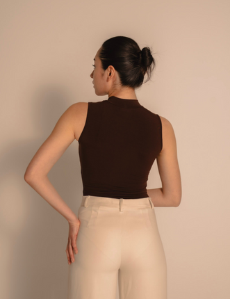 AuraFit NeckHug Padded Tank / 枯茶(brown)