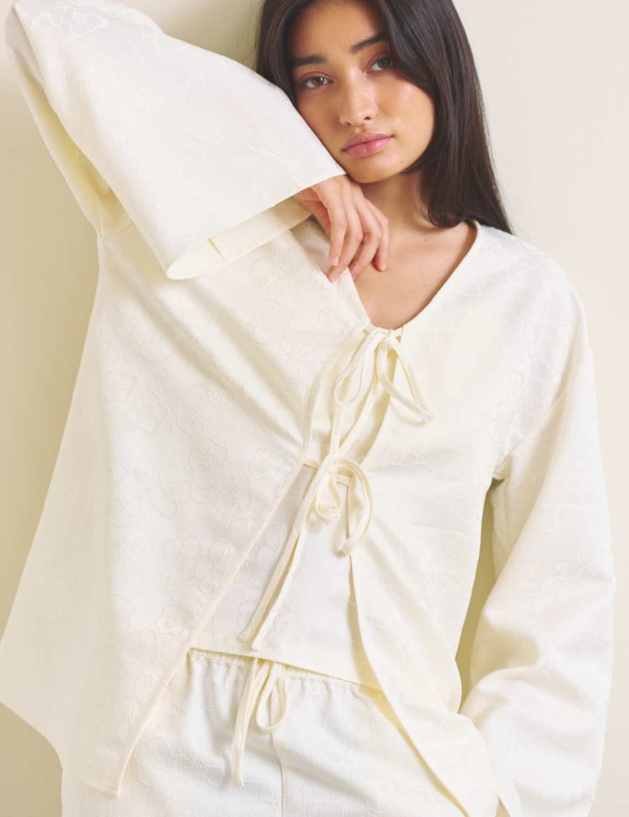 Soft Terra Satin Haori / 白花(ivory)