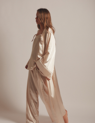 Sunlit Winery Silky Long Robe / 亜麻(gold)
