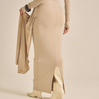 Elegant Draped Padded Dress / 亜麻色(greige)