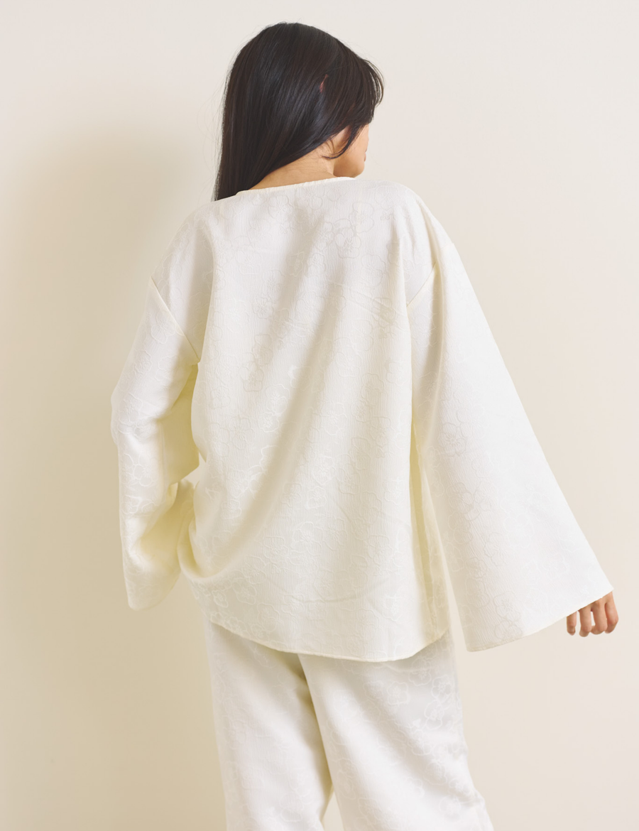Soft Terra Satin Haori / 白花(ivory)