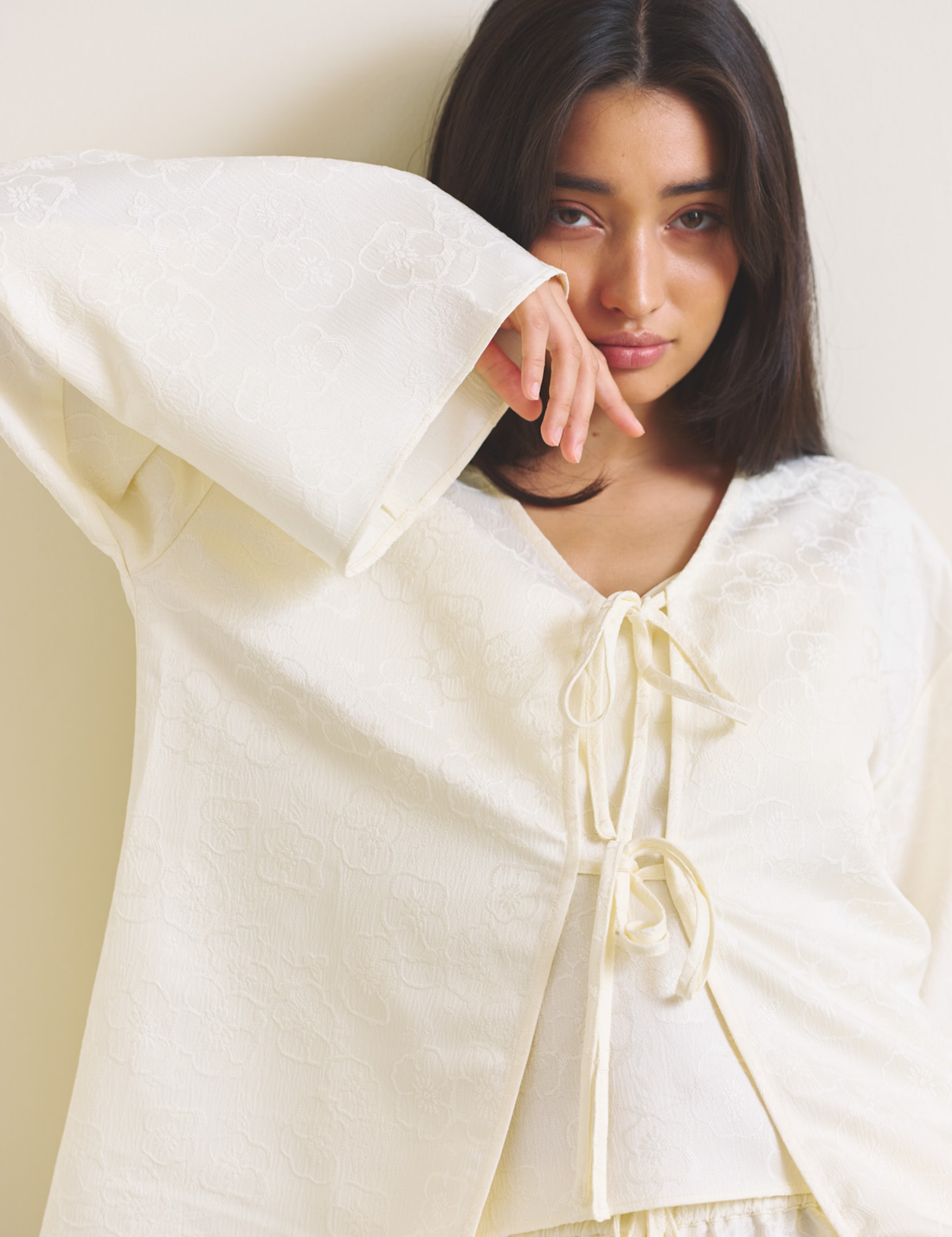 Soft Terra Satin Haori / 白花(ivory)