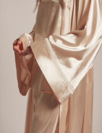 Sunlit Winery Silky Long Robe / 亜麻(gold)