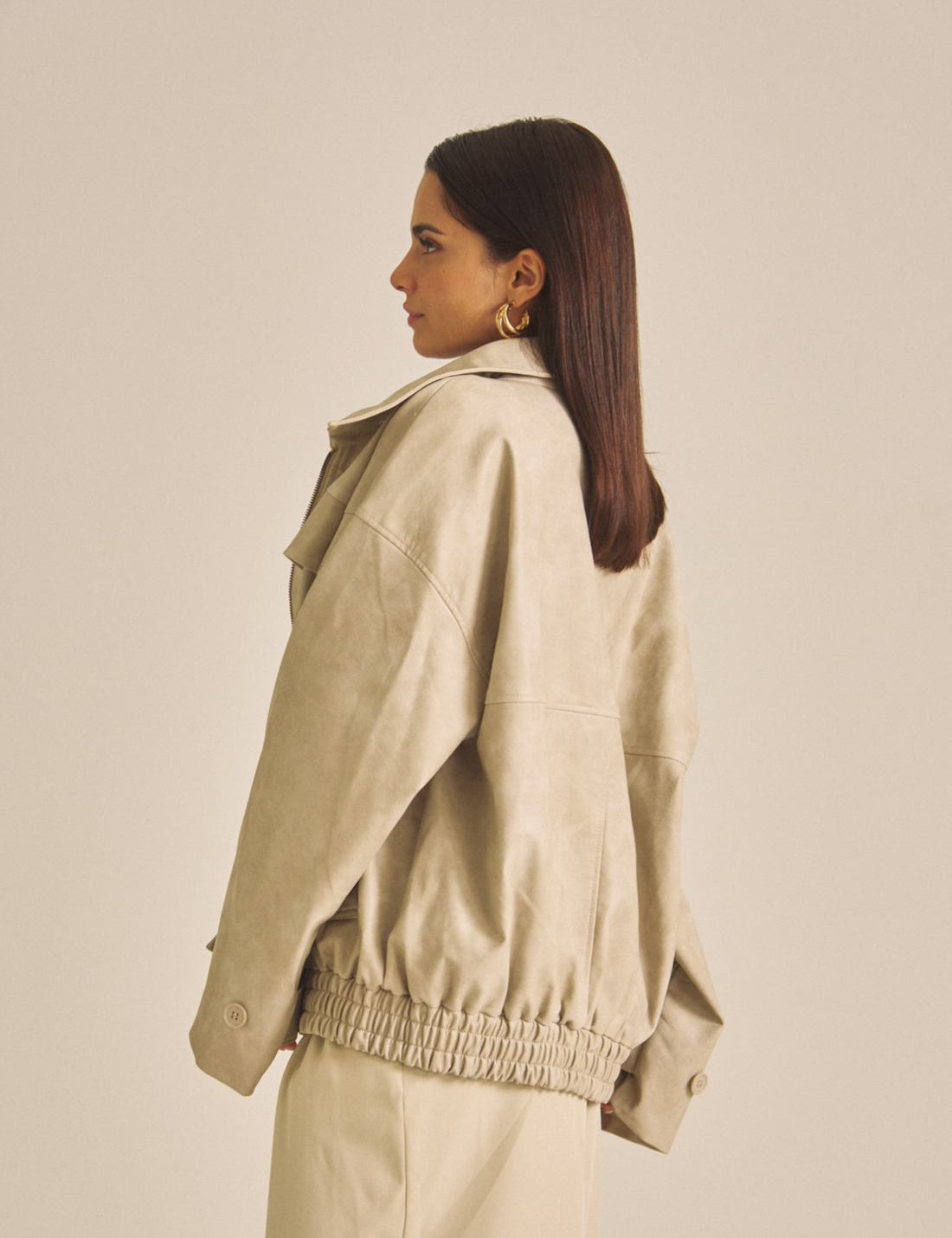 Vegan leather city jacket / 白花(ivory)