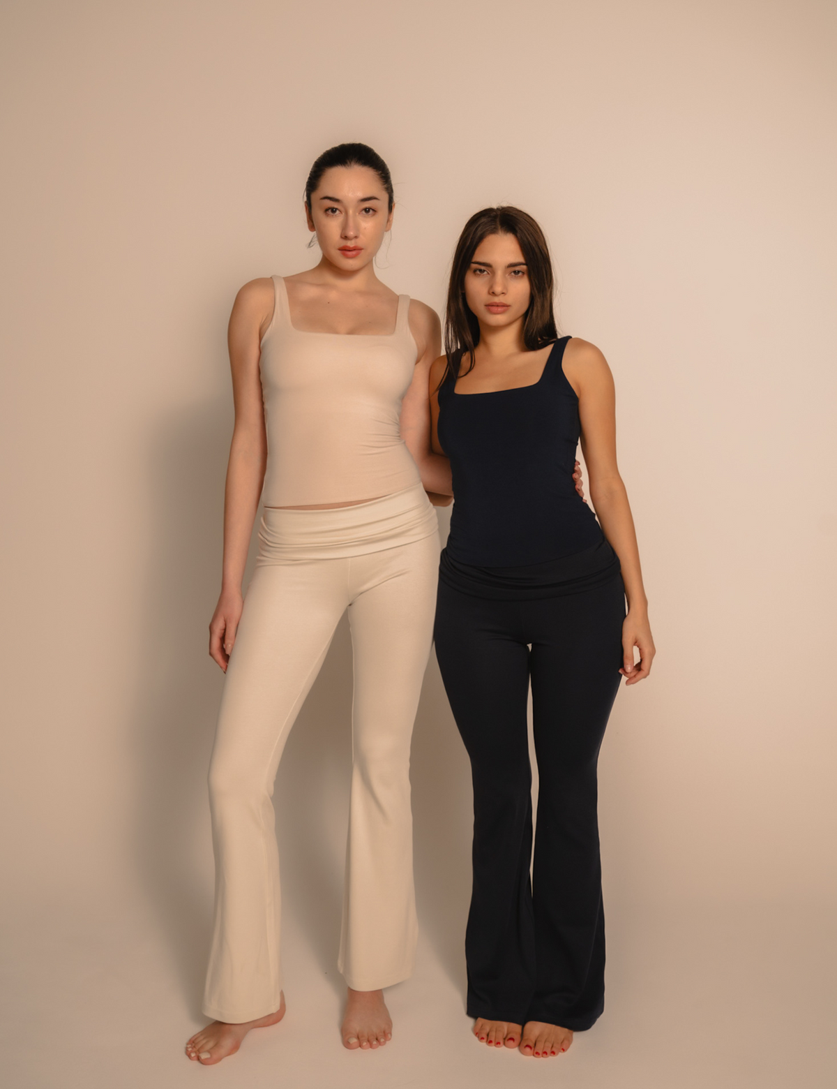 LuxeFit Flare Leggings / off white – AMATERASJAPAN LuxeFit Flare Leggings / off white – AMATERASJAPAN