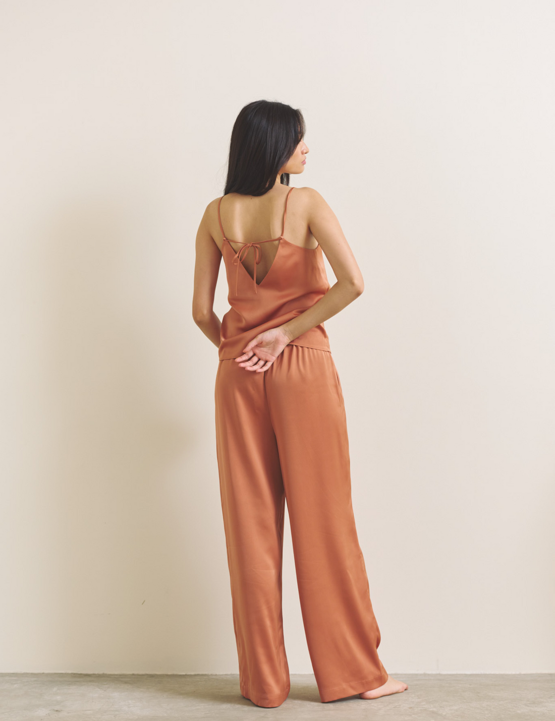 Soft Terra Satin Pants / 琥珀(orange)