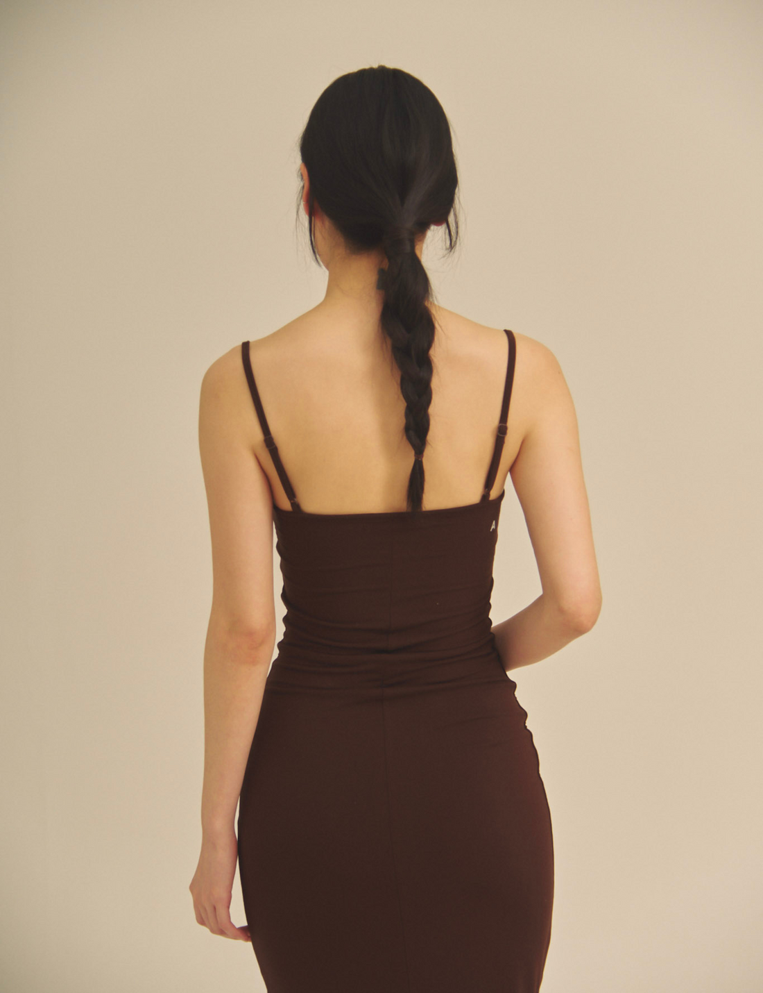 【9/27より発送】Aura Fit Padded Maxi Camisole Dress / 焦茶(dark brown)