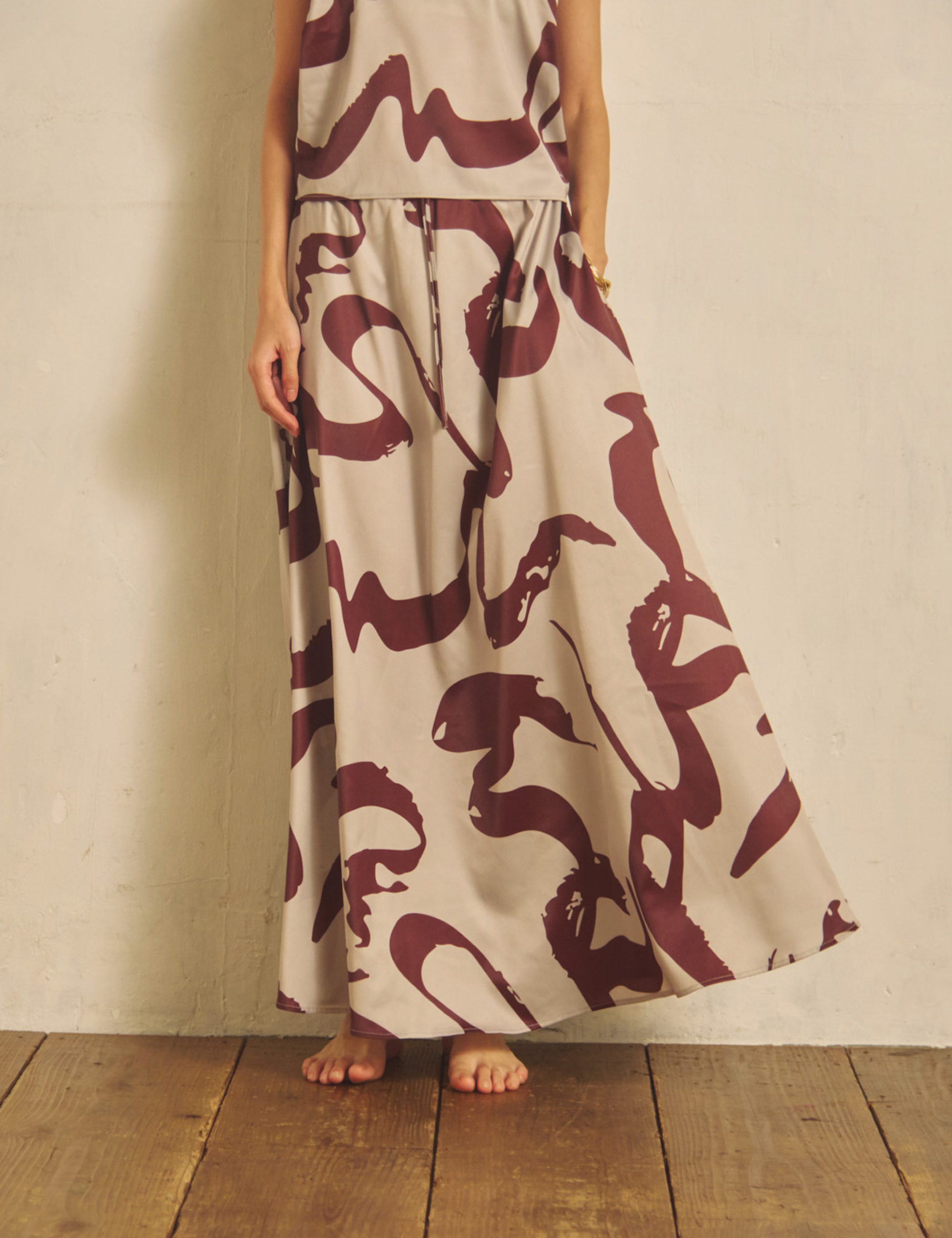 Fude Silky Satin Skirt / Gofun (ivory)