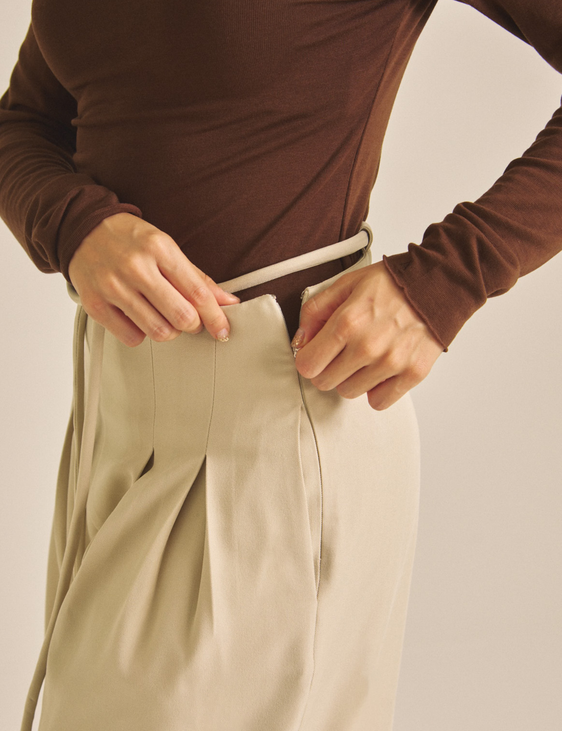 【COMING SOON】Chic Comfort Slacks / 白花(ivory)