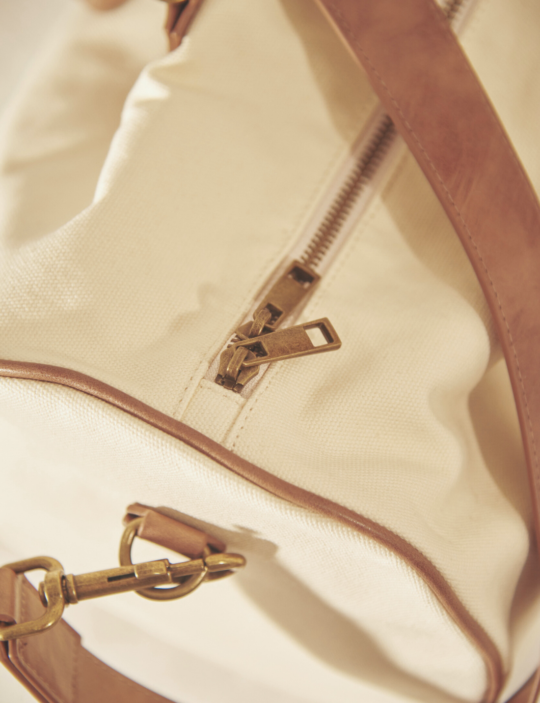 Luxe Elegant Boston Bag / 胡粉(off white)