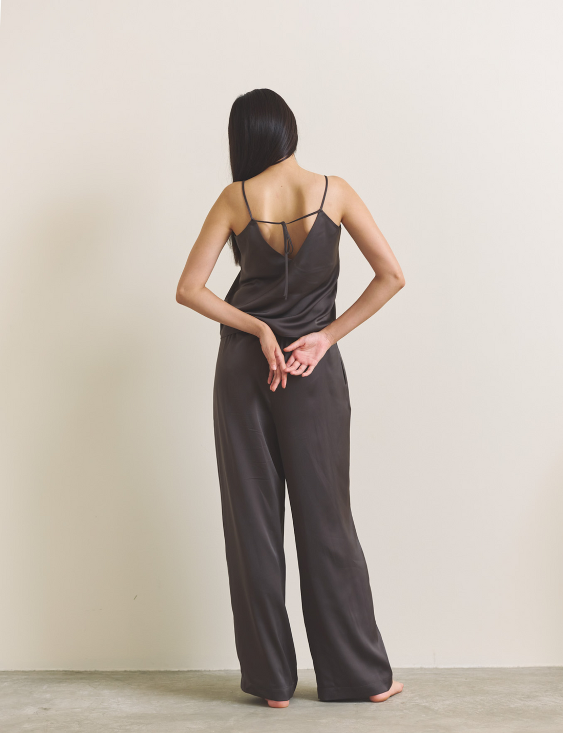 Soft Terra Satin Pants / 枯茶(brown)