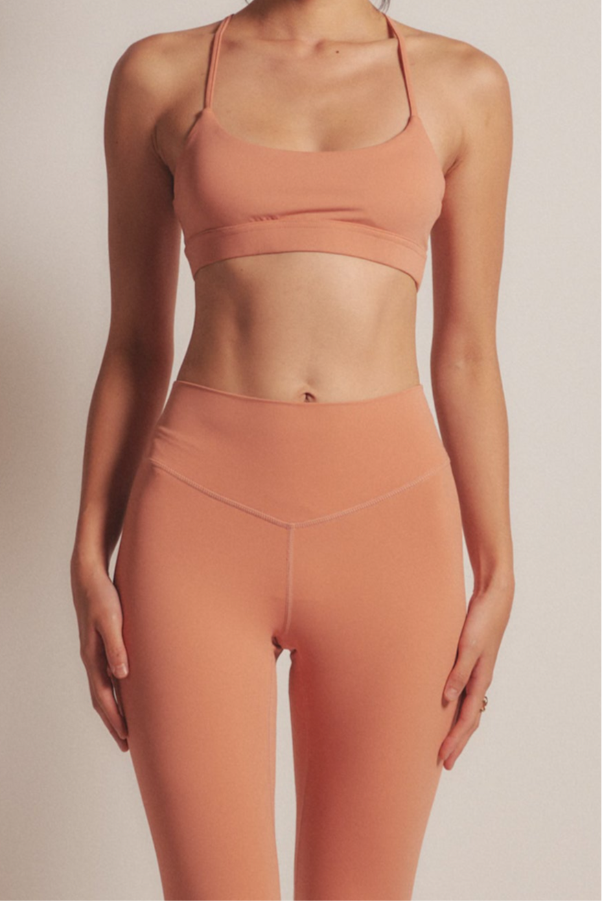 Aura Active Padded Bratop / 梅染(fig)