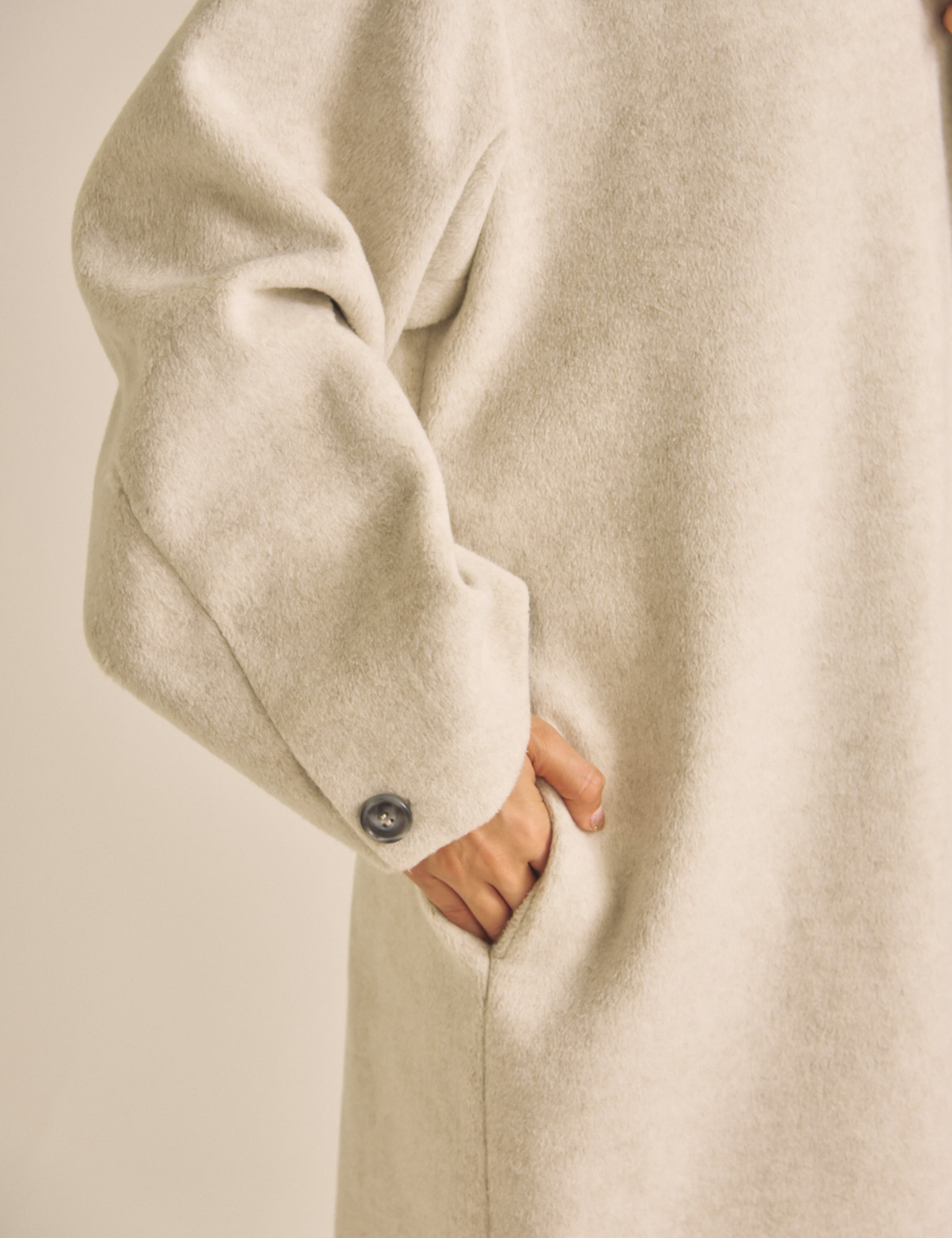 【11月中旬発送】Elegant Kimono Long Coat / 白花(ivory)