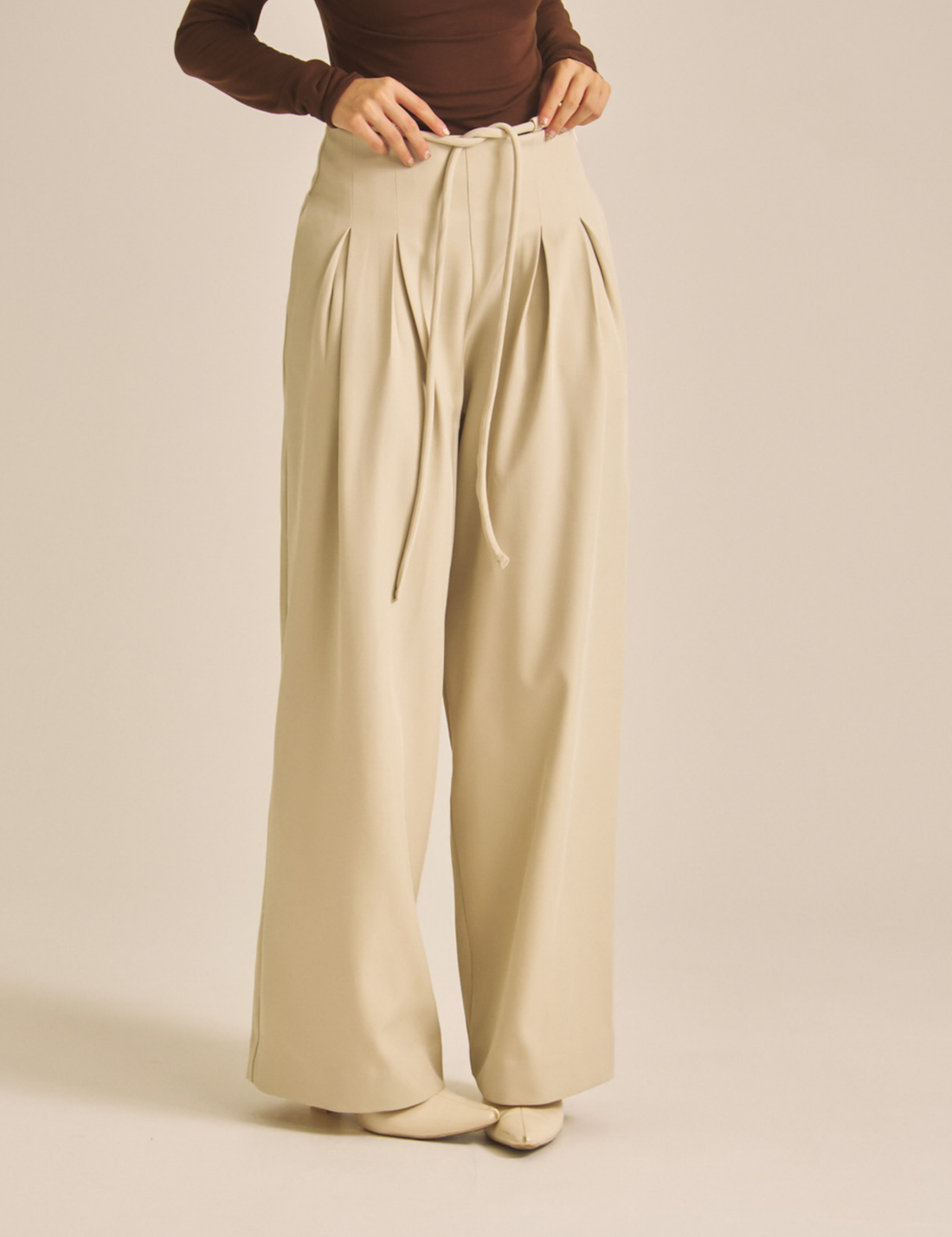 【COMING SOON】Chic Comfort Slacks / 白花(ivory)