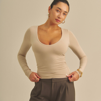 Aurafit V-Line Padded Longsleeve / 亜麻色(greige)