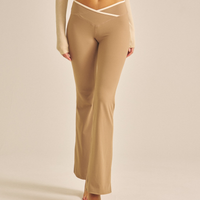 Maple Curve Flare Leggings / 白茶(beige)