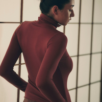 Sheer Grace Turtleneck / 赤丹 (Teracotta)
