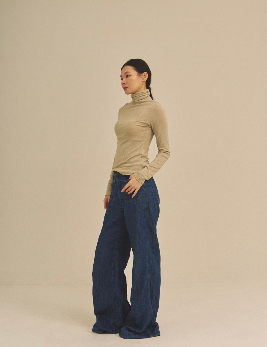 Sheer Grace Turtleneck / 亜麻色(greige)