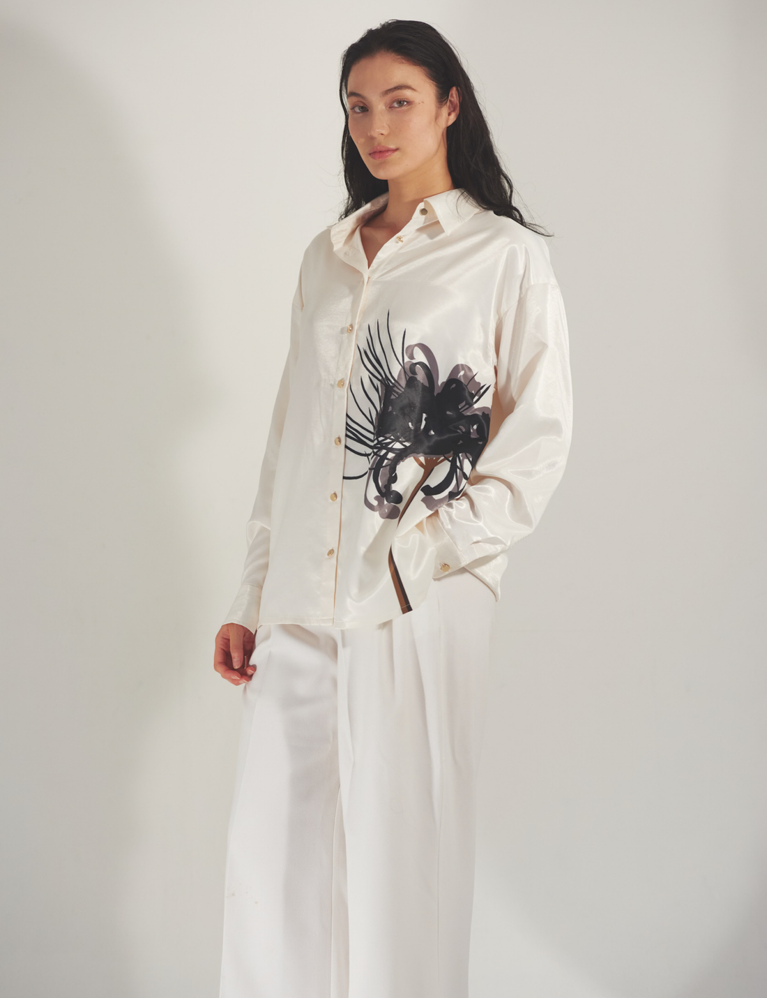 Harmony Elegant Satin Shirt / Gofun(white)