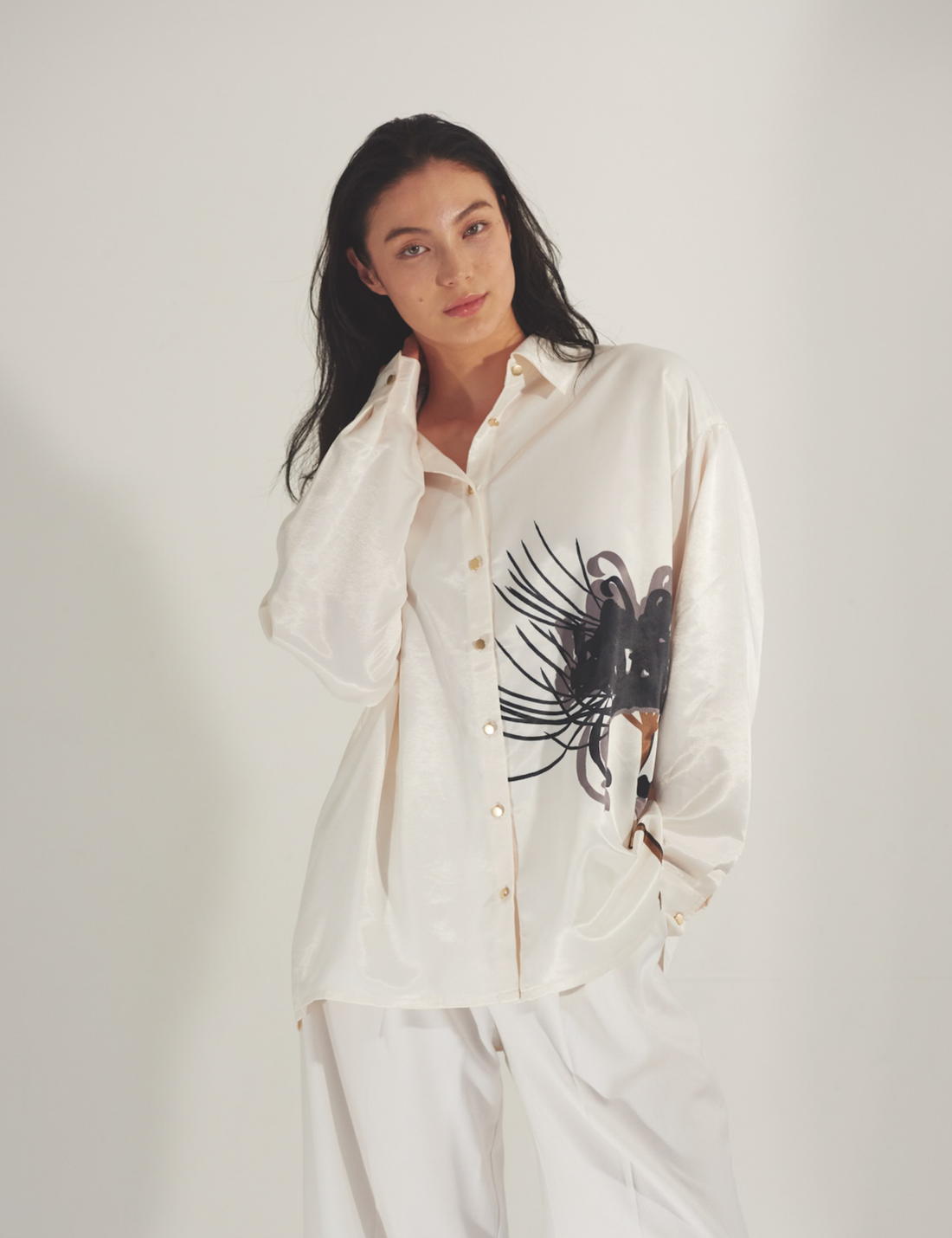 Harmony Elegant Satin Shirt / Gofun(white)