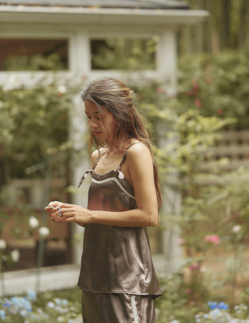 Sunlit Winery Silky Tanktop / 枯茶(brown)