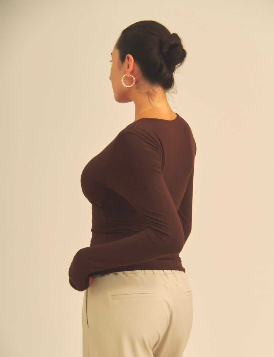 【COMING SOON】Aurafit Padded Long Sleeve Top / 焦茶(dark brown)