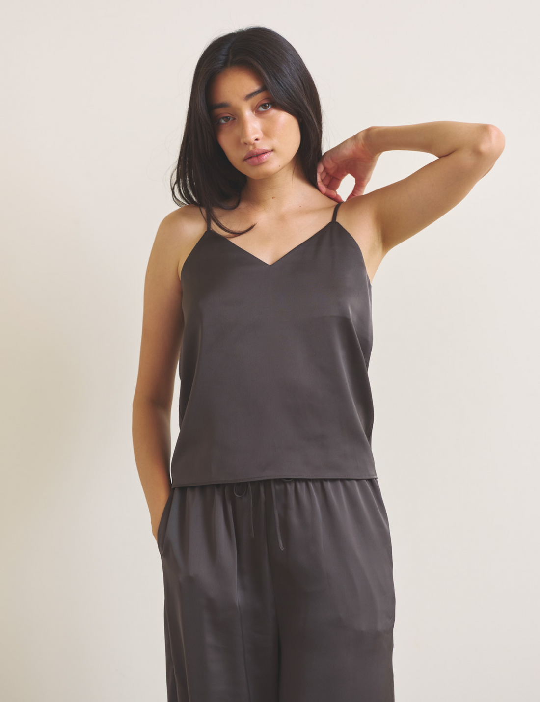 Soft Terra Satin Camisole / 枯茶(brown)