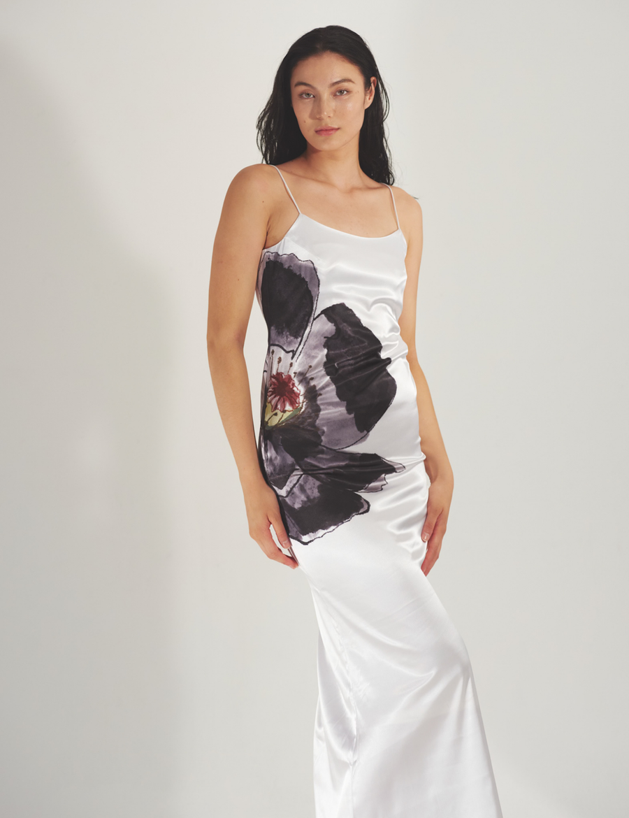 Garden Grace Satin Maxi Dress / Gofun(White)