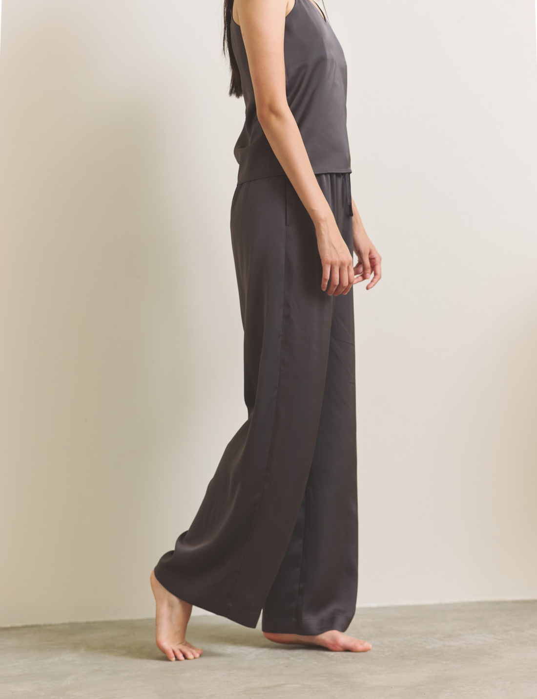 Soft Terra Satin Pants / 枯茶(brown)