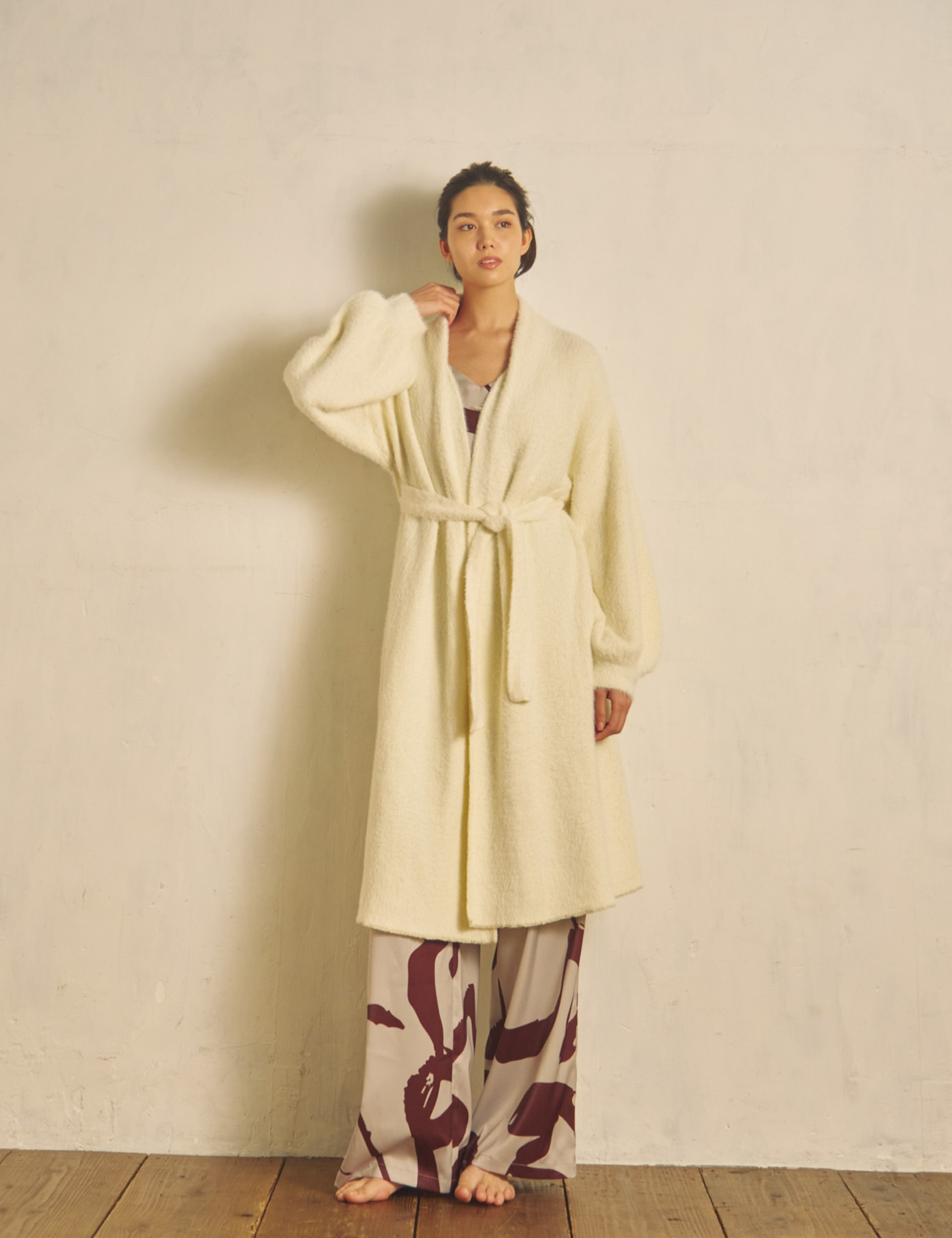 Fluffy Shaggy Cardigan Robe / Gofun (ivory)