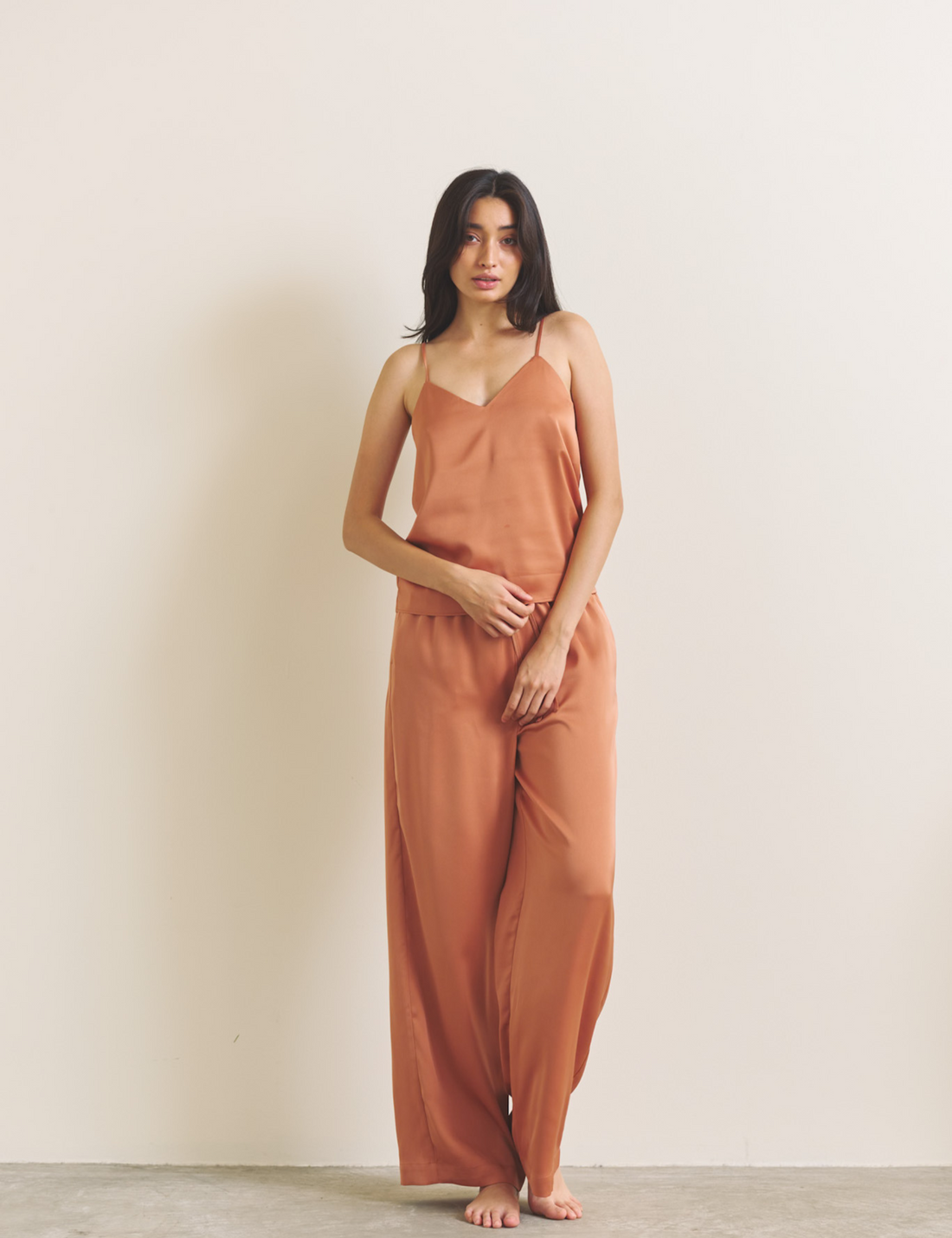 Soft Terra Satin Pants / 琥珀(orange)