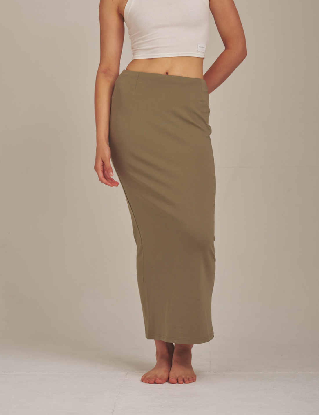 Curve Me Maxi Skirt / Matsuba (khaki)