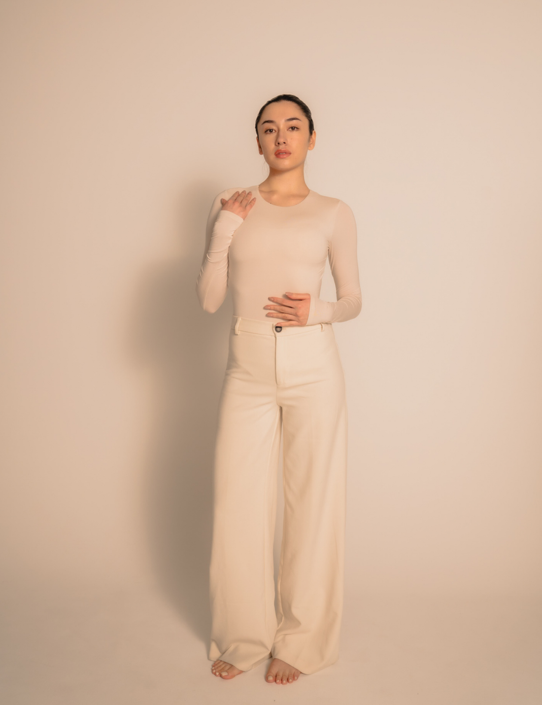AuraFit Padded Bodysuit / 胡粉(off white)