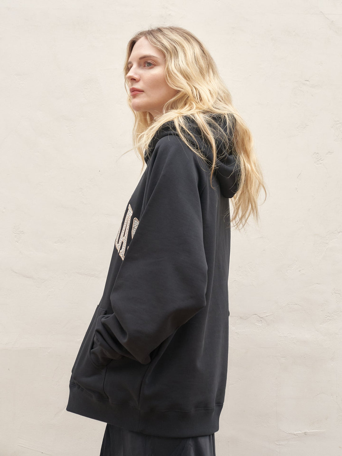 Basic volume 和柄 hoodie