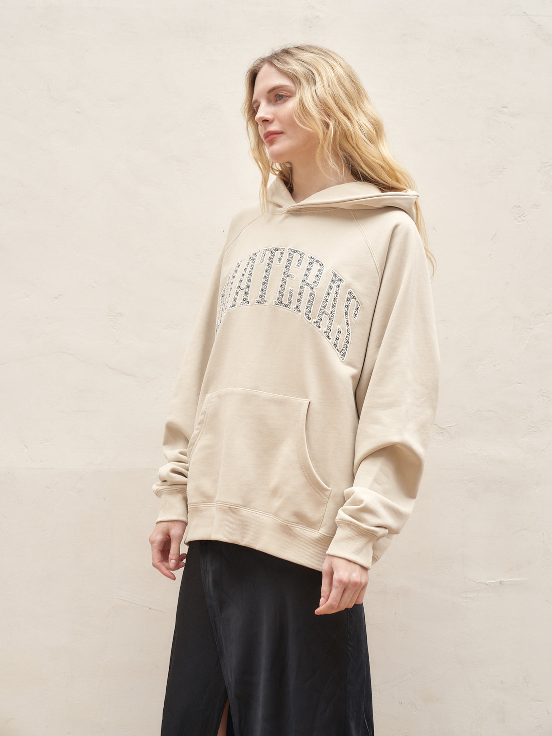 Basic volume 和柄 hoodie