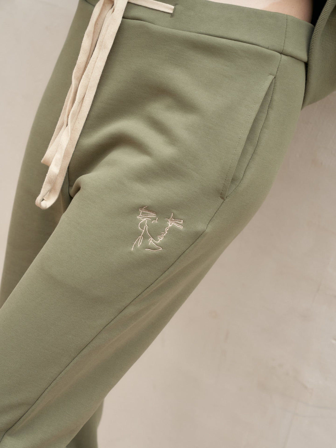 Basic volume 舞妓 tracksuits